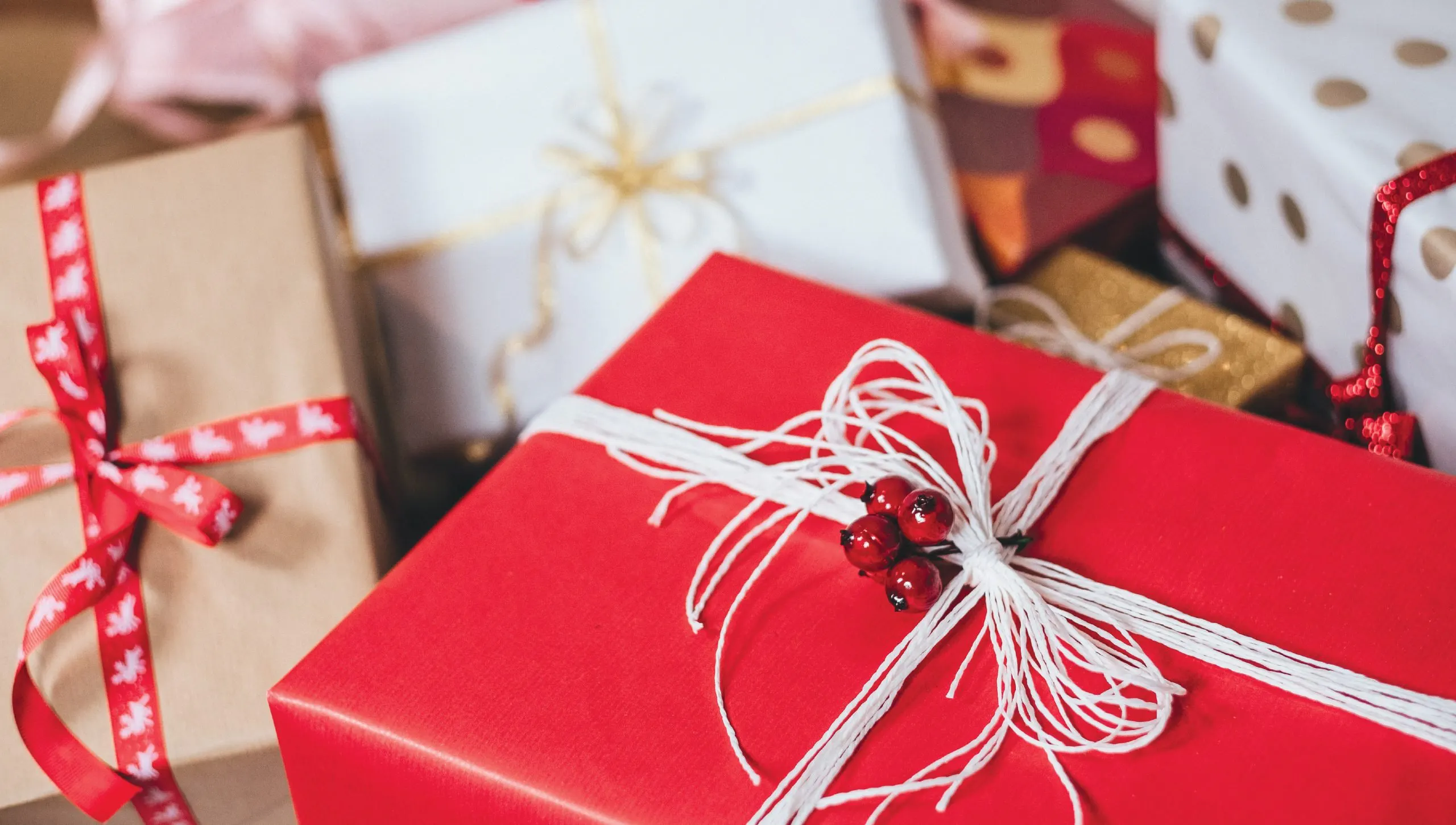 Holiday Shopping: Budgeting Tips to Try This Season