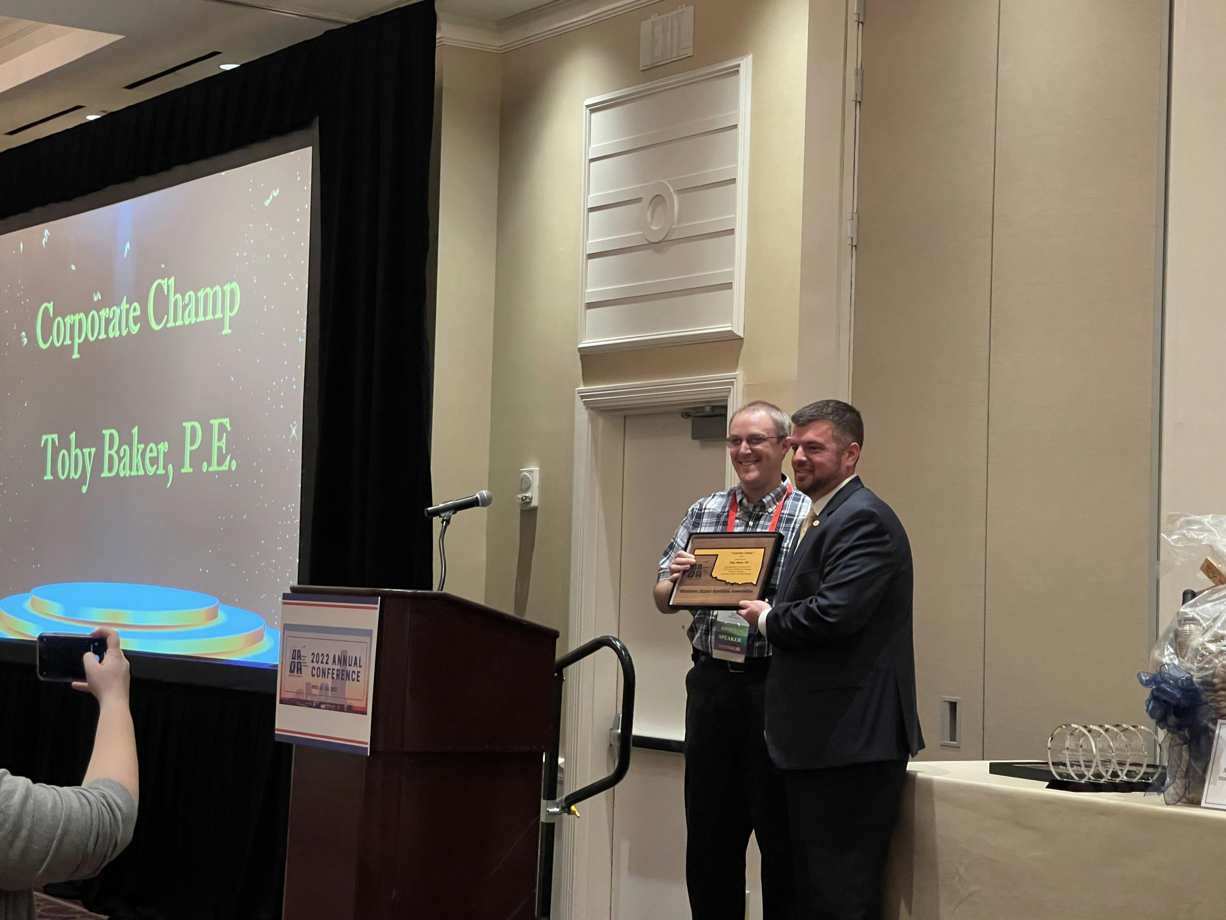 Parkhill’s Oklahoma Aviation Team Leader Receives Corporate Champ Award at 2022 Conference cover image