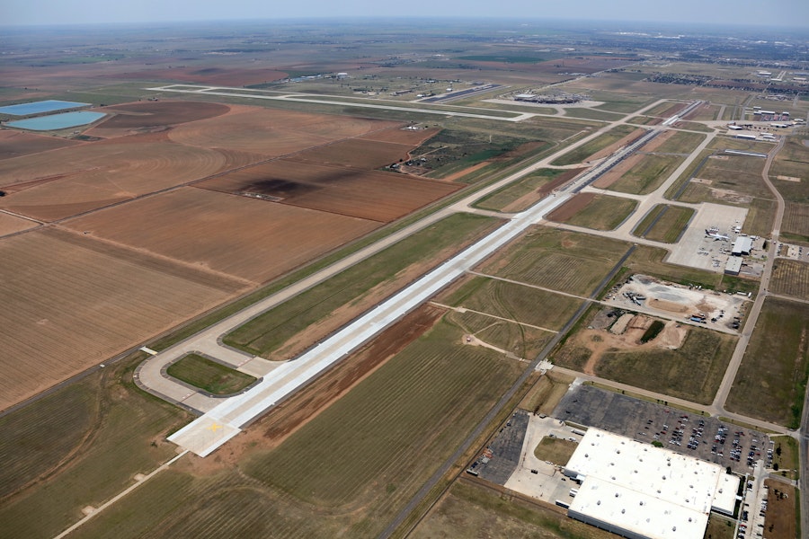 lubbock preston smith international airport runway 17 r 35 l Gallery Images