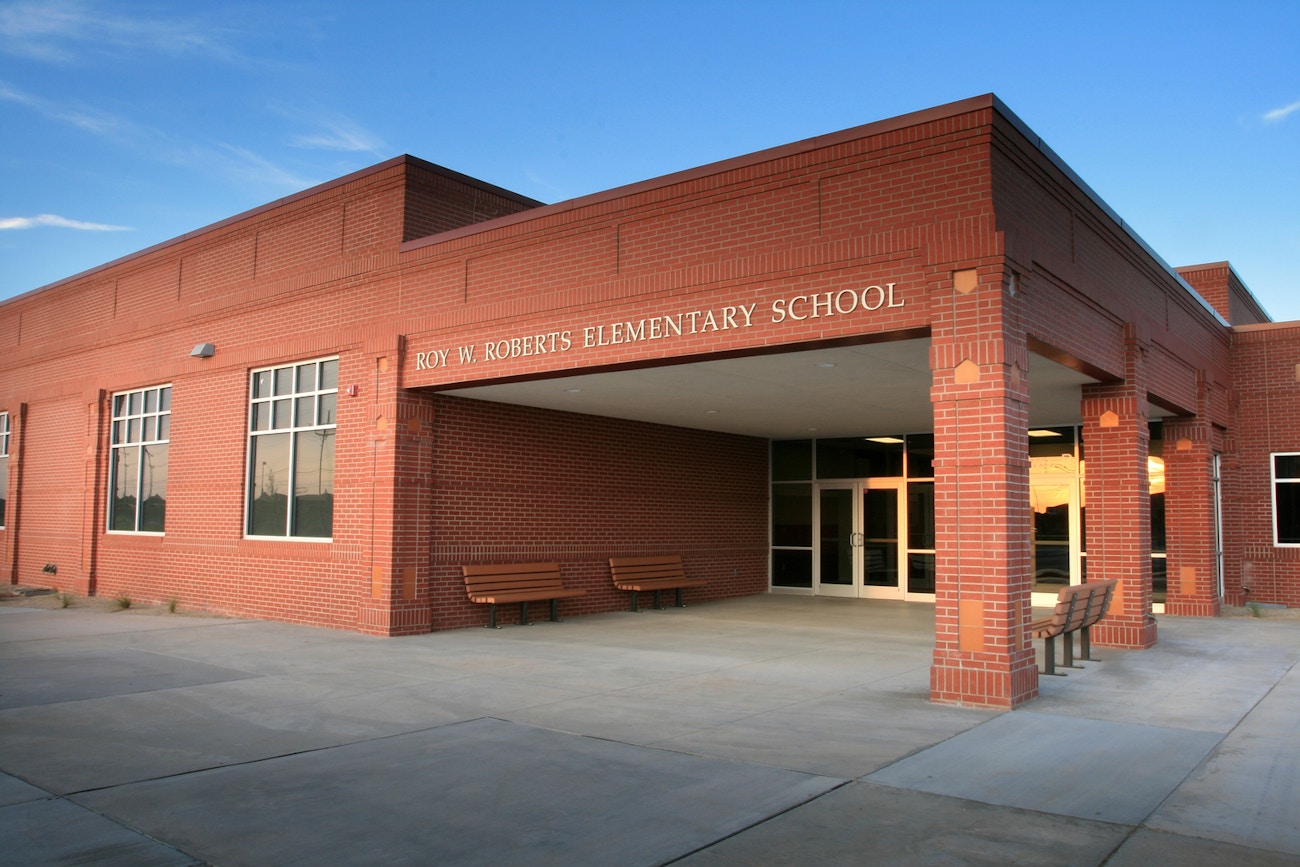                         Roy W. Roberts and Centennial Elementary Schools
                    