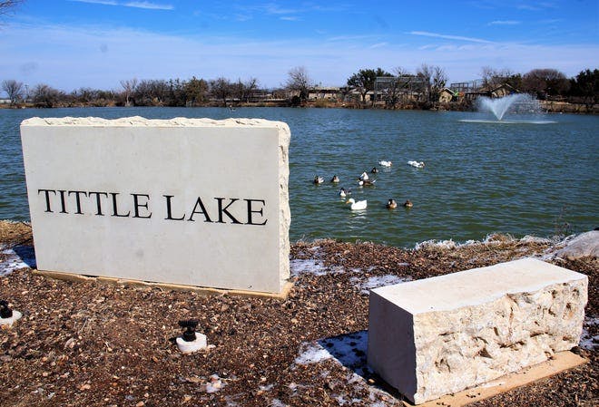 Abilene's 'Zoo Lake No. 1' renamed to honor Jimmy Tittle, architect of the water feature cover image