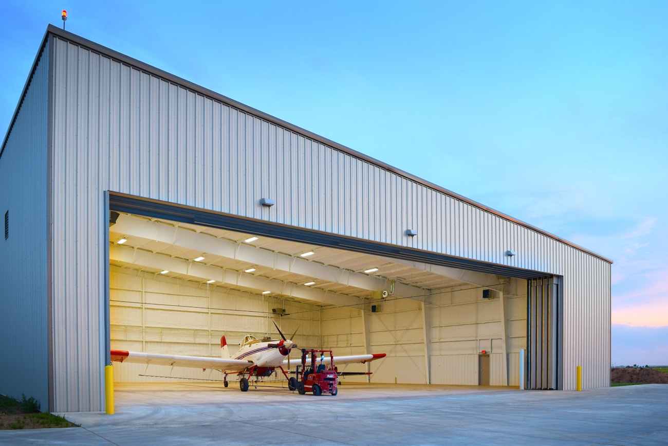                         Moore County Airport Hangar
                    